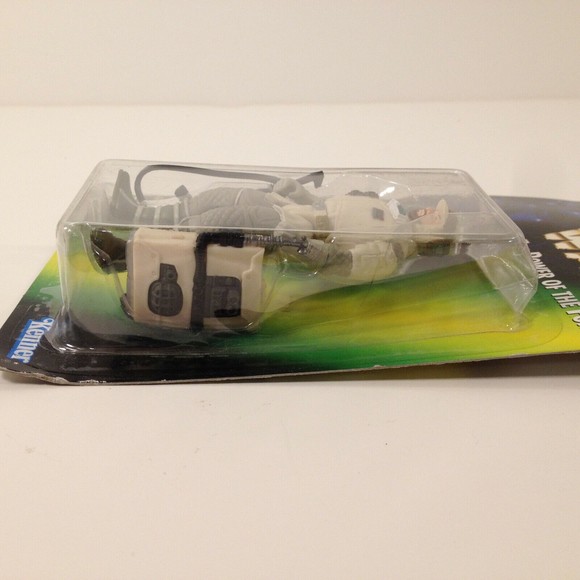 Star Wars Hoth Rebel Soldier Blaster The Power of the Force Kenner #69631 1996 - Picture 7 of 12